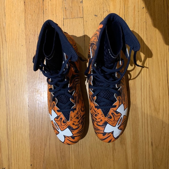Football and soccer cleats main image 4